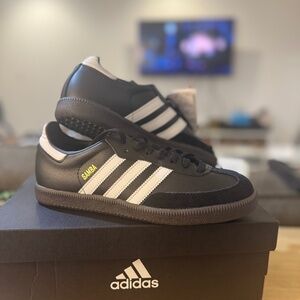 Adidas Samba, Leather